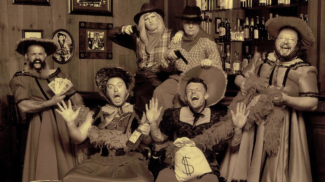 Comedy Staff Photograph at PortAventura